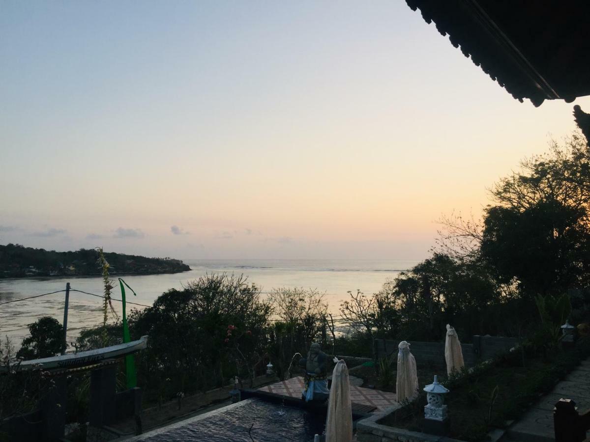 Sunday Huts Lembongan Hotel Екстериор снимка