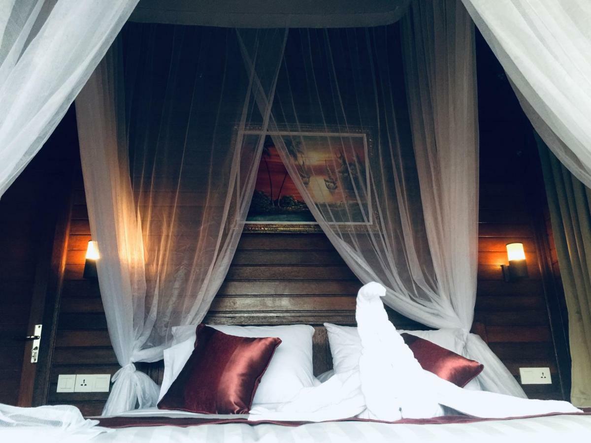 Sunday Huts Lembongan Hotel Екстериор снимка