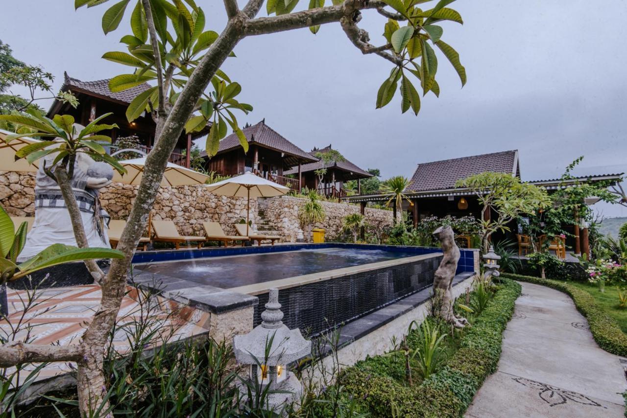 Sunday Huts Lembongan Hotel Екстериор снимка