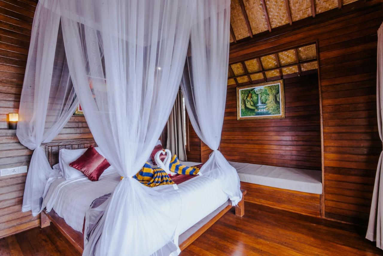 Sunday Huts Lembongan Hotel Екстериор снимка